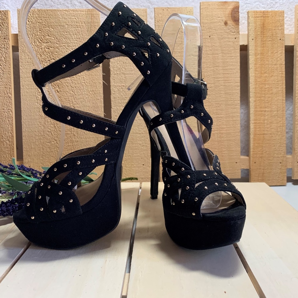 Selene by JustFab - Size 6 1/2"